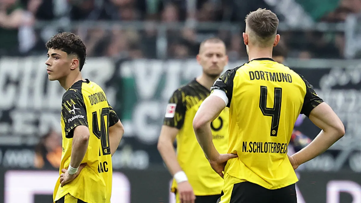 Borussia Dortmund, Borussia Mönchengladbach’a kaybetti! Borussia Dortmund, Borussia Mönchengladbach’a kaybetti!