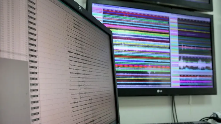 SON DAKİKA: AFAD’dan deprem açıklaması: 6 ve üzeri bir depremi kıyılarımızda hissetmemiz mümkün!