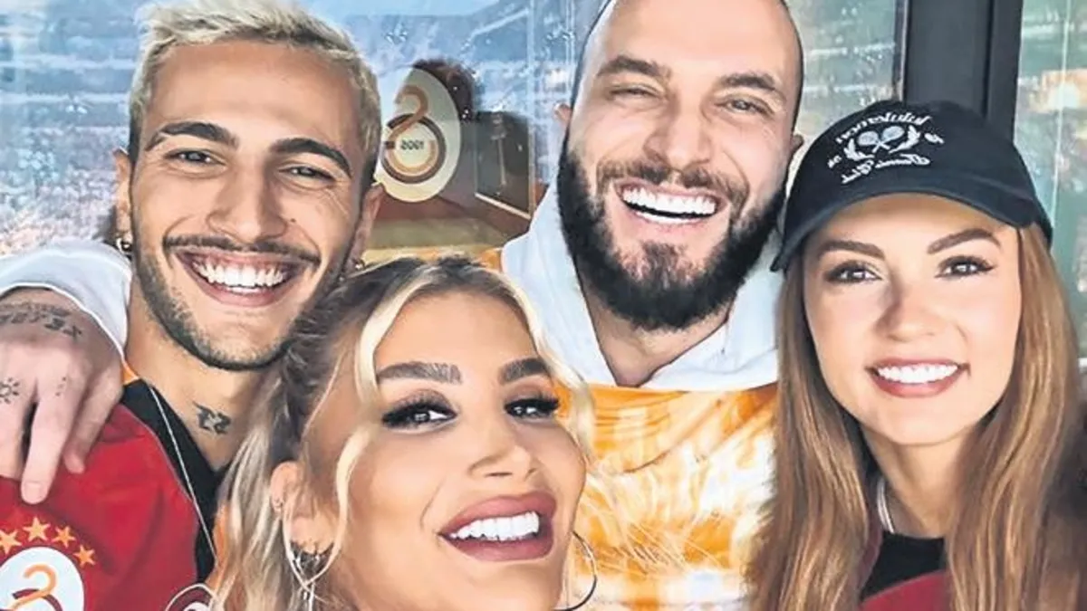 İki fanatik derbiyi hayranlarıyla izledi İki fanatik derbiyi hayranlarıyla izledi