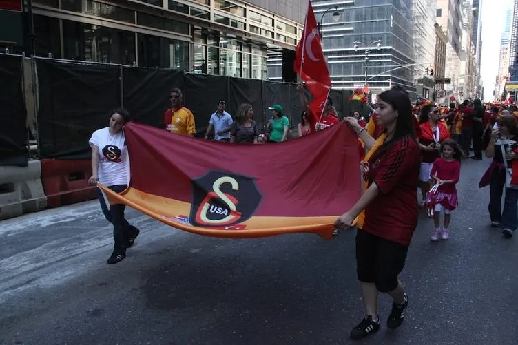 USASABAH kamerasından Türk Günü Yürüyüşü