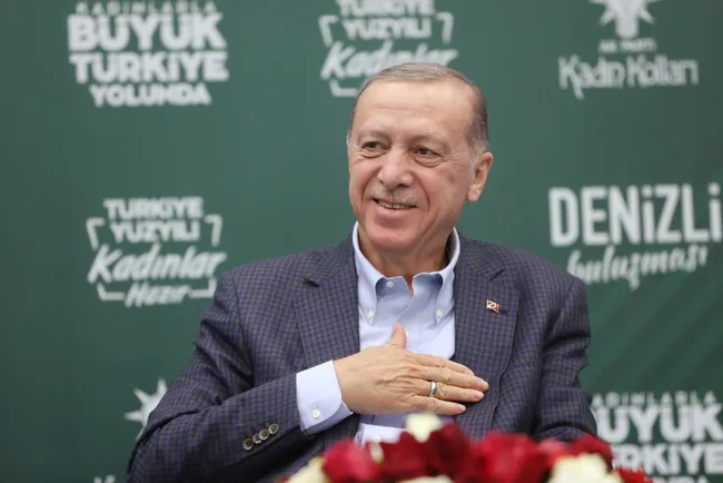 son-dakika-denizlide-emekci-kadinlarla-bulusma-baskan-erdogan-istihdamdaki-kadin-sayisi-105-milyona-yaklasti-1675101720511.jpg