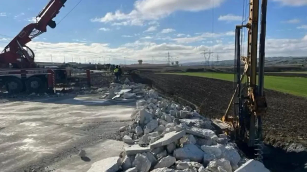 Silivri’de Türkiye’nin en büyük duruşma salonu inşaatı başladı Silivri’de Türkiye’nin en büyük duruşma salonu inşaatı başladı