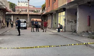 Osmaniye'de sokak ortasında bıçaklı kavga: Bir kişi hayatını kaybetti #osmaniye