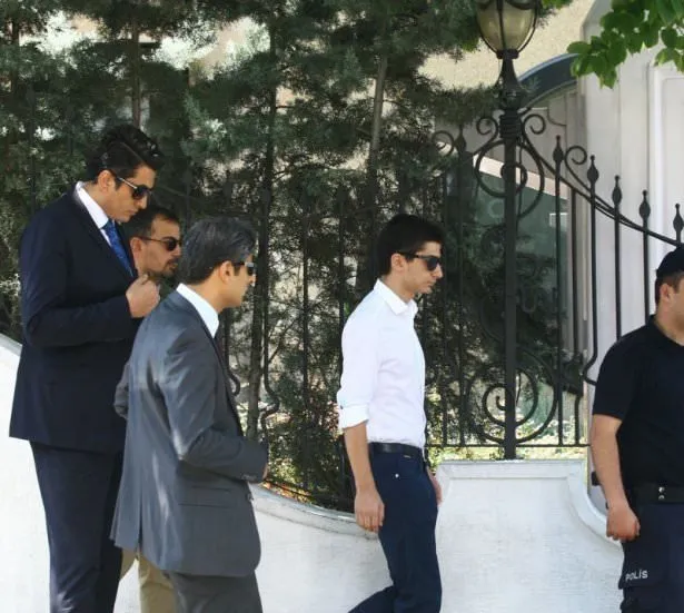 Davutoğlu, Başbakan gibi korunuyor