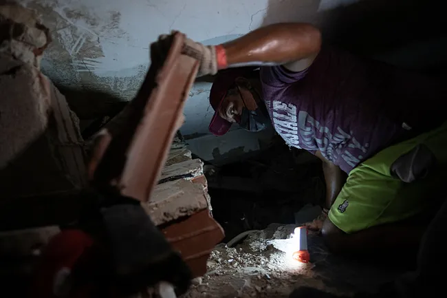 venezueladaki-depremlerde-hayatini-kaybedenlerin-sayisi-3-bin-899a-yukseldi-1783648715310.jpeg Venezuela'daki depremlerde can kaybı 3 bin 899'a yükseldi