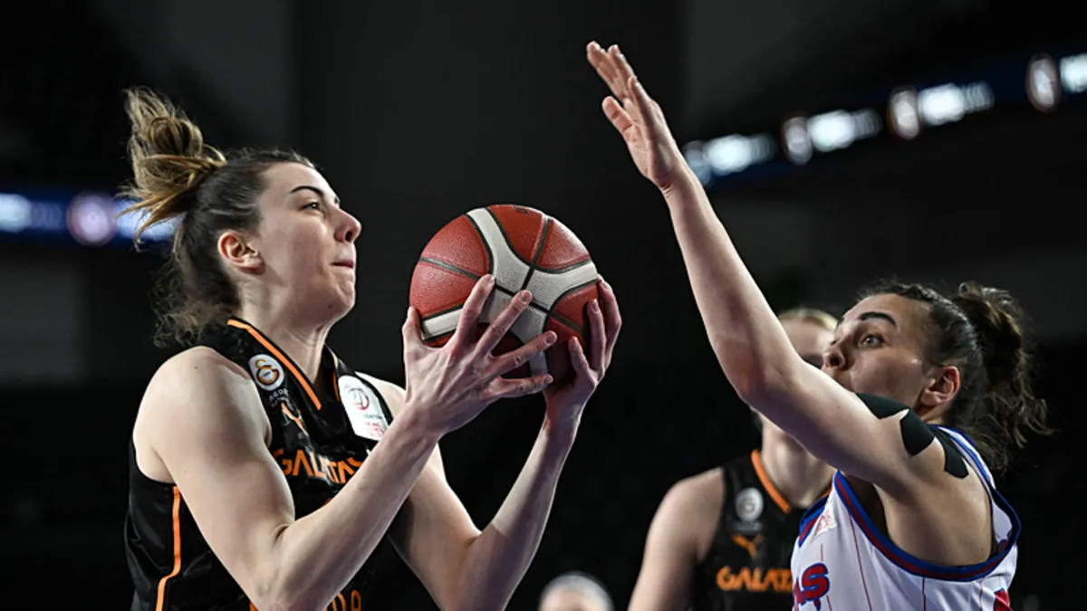 Galatasaray Kadın Basketbol Takımı deplasmanda farklı galip! Galatasaray Kadın Basketbol Takımı deplasmanda farklı galip!