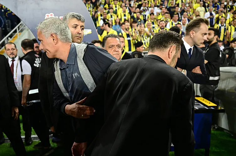 Son dakika haberi: Fenerbahçe’de olay Mourinho iddiası! Galatasaray maçı sonrası stadı terk etmişti...