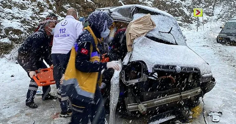 Antalya-Konya karayolunda trafik kazası: Ölü ve yaralılar var