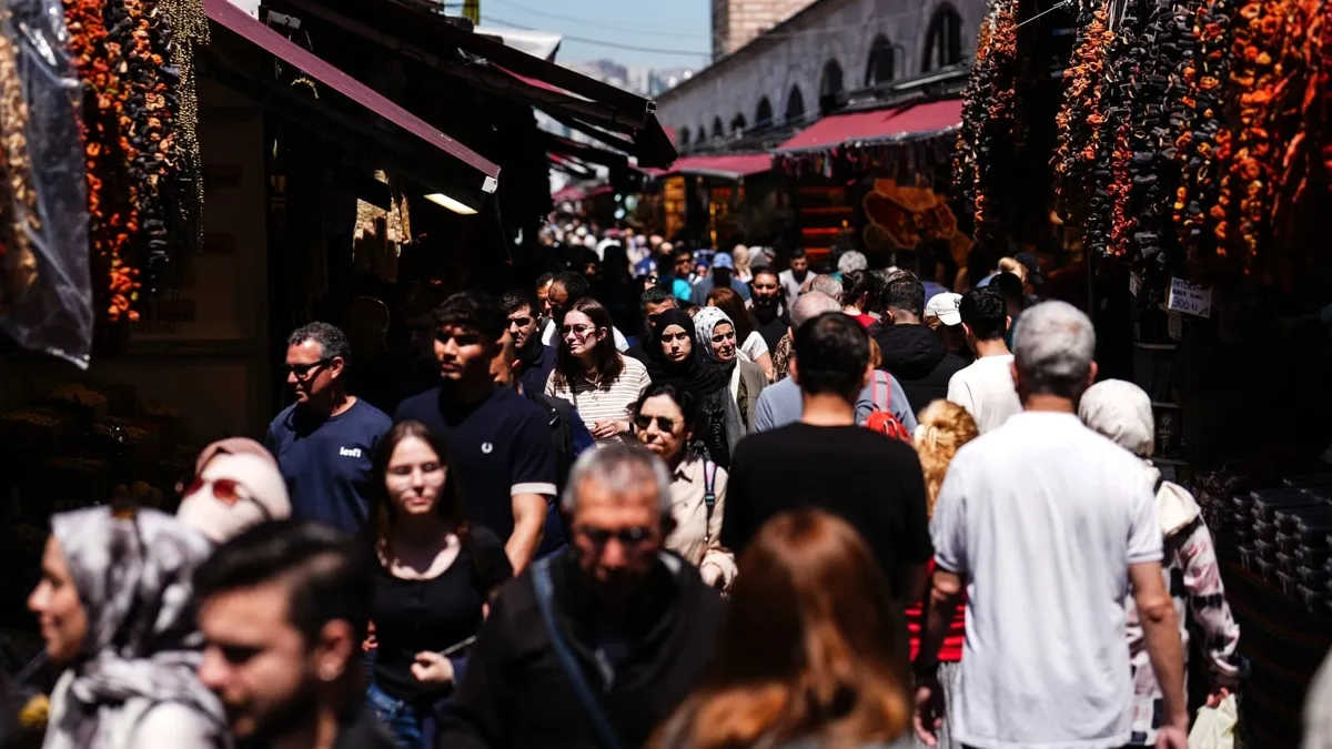 Eminönü'nde bayram yoğunluğu