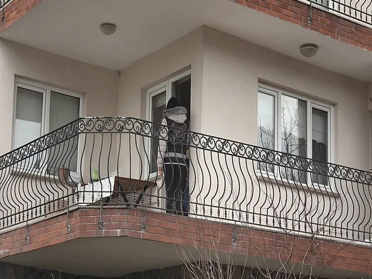 Kendisini peygamber ilan etmişti! Üfürükçü Gönül Derman Aytimur tutuklandı: Evinden çıkanlar şoke etti