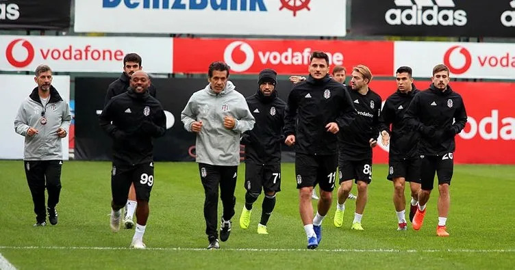 Beşiktaş, 10 eksikle çalıştı