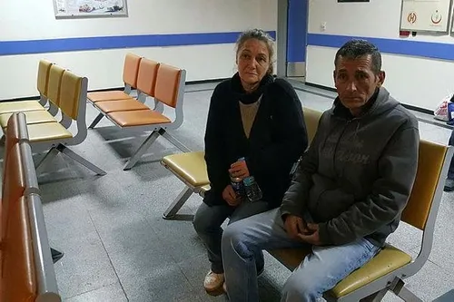 Çocukları evden attı hastaneye sığındılar - 1