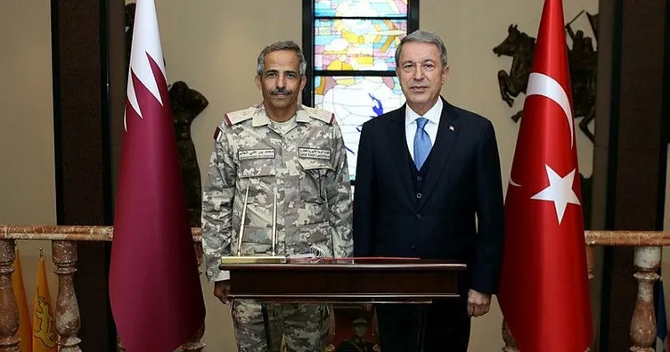 Milli Savunma Bakanı Akar, Katar Kara Kuvvetleri Komutanını kabul etti