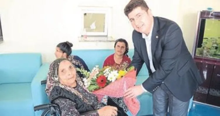 Kaymakam’dan yaşlılara ziyaret Egeli Sabah Haberleri