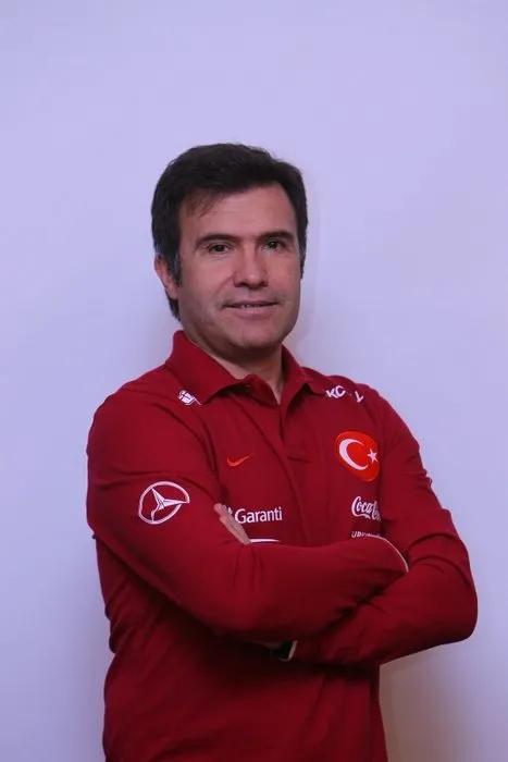 Beşiktaş efsanesi Feyyaz Uçar’dan Sergen Yalçın’a övgü!