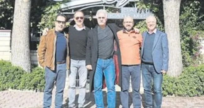 Müzik okulunda renkli buluşma