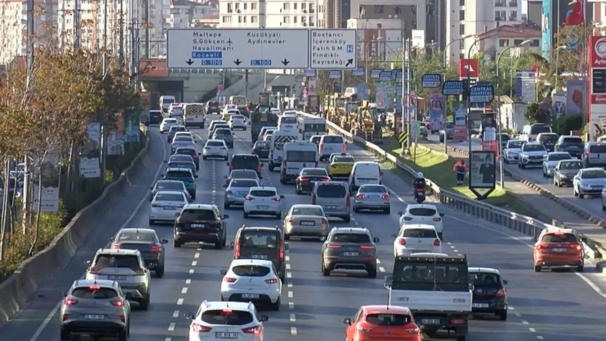 İstanbul'da trafik yoğunluğu yüzde 62'ye ulaştı
