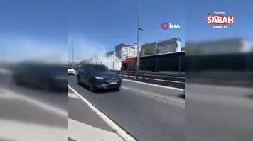 Halıcıoğlu'nda metrobüste yangın paniği