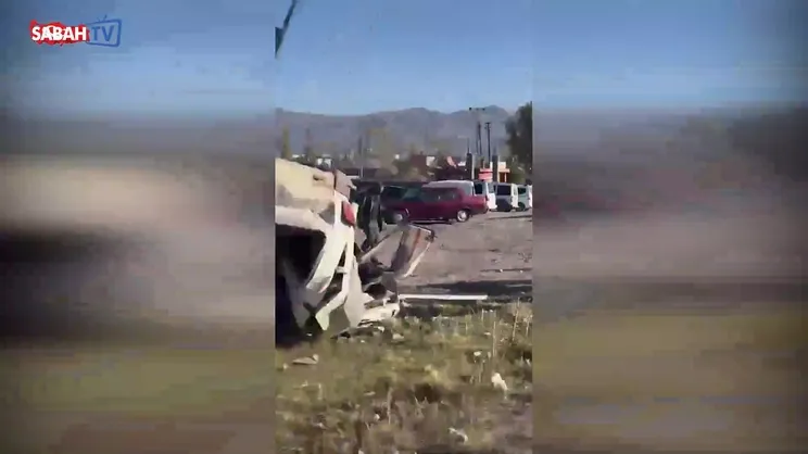 Ağrı'da trafik kazası: 3 kişi yaralandı