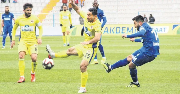 Menemenspor 9 maçta çöktü!