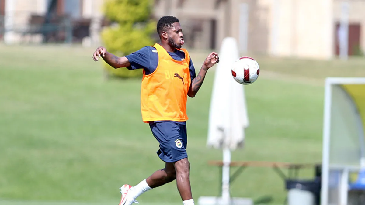 Fred'den teknik direktör Mourinho'ya övgü!