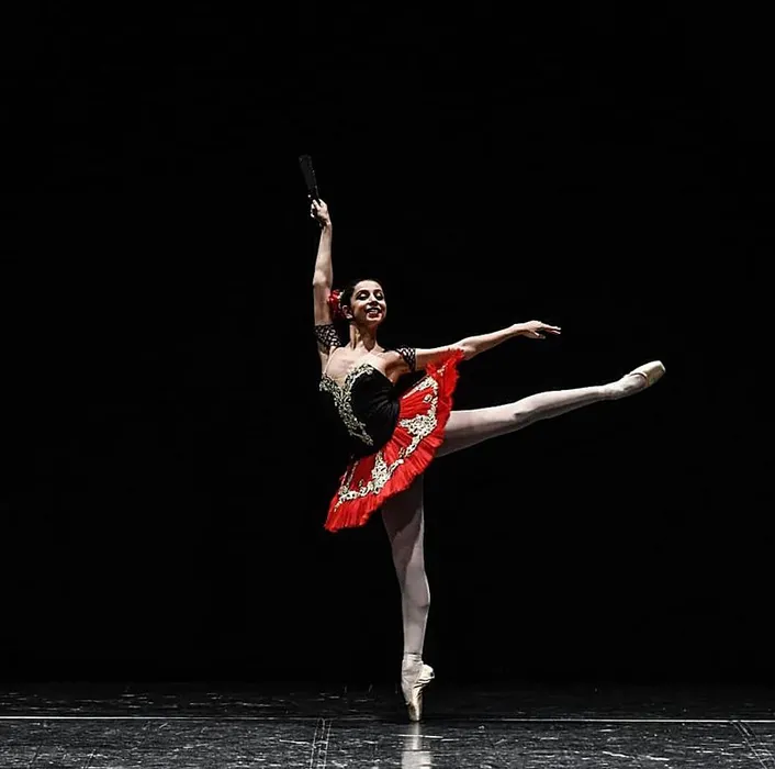 SON DAKİKA… Balerin Eylül Sıla Ilgaz’ın sır ölümü! Odasında tavana asılı halde bulundu: Meğer dakikalar önce…