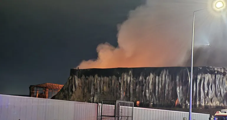 Ankara’da ilaç fabrikasında yangın!