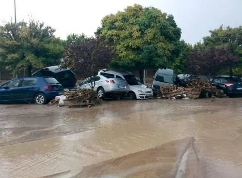 Eskişehir’de OSB’yi sel bastı