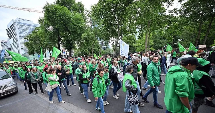 Brüksel’de binlerce kişi sokaklarda: Sosyal harcamalardaki kesintiler protesto edildi