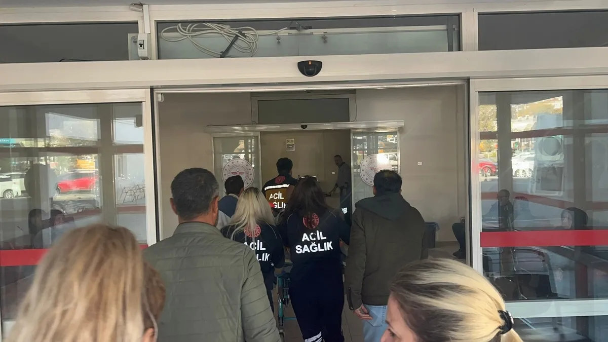 Nevşehir’de inşaatta yüksekten düşen işçi yaşamını yitirdi Nevşehir’de inşaatta yüksekten düşen işçi yaşamını yitirdi