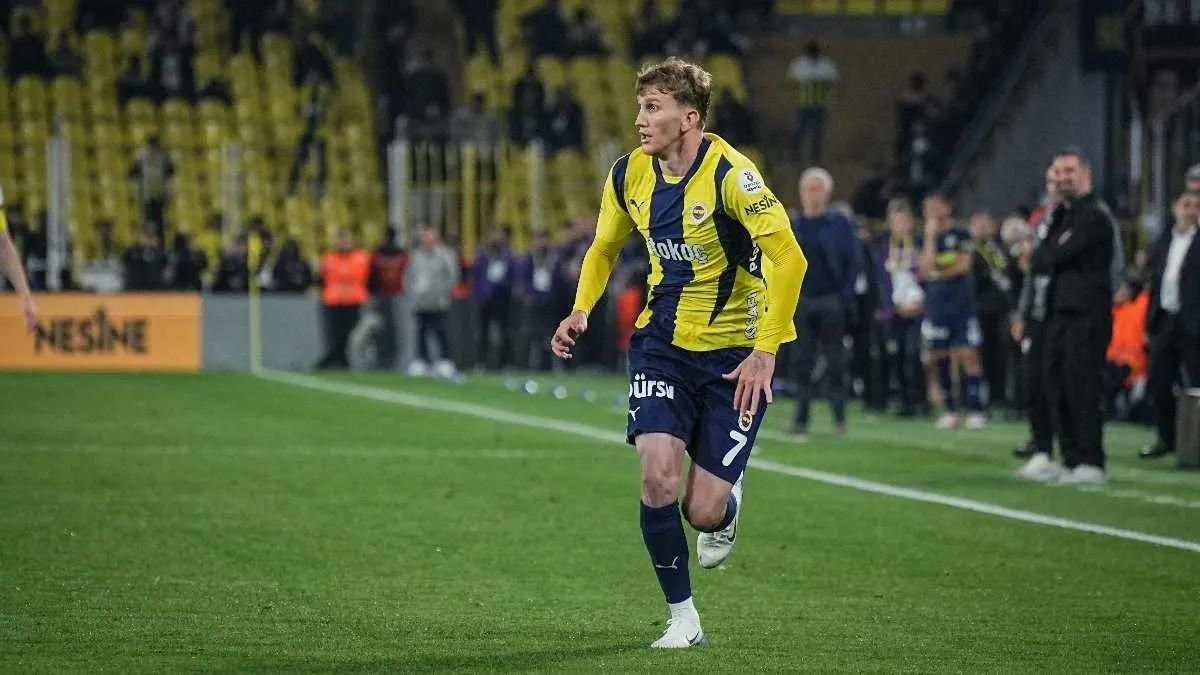 Süper Lig’de transferler peş peşe açıklandı! İşte atılan tüm imzalar...