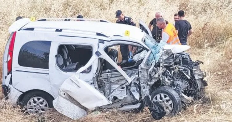 Cenaze dönüşü feci kaza: 3 ölü, 3 yaralı