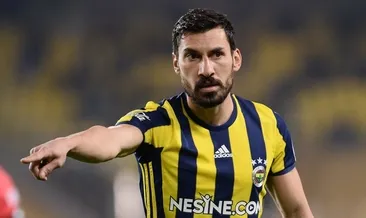 Şener Özbayraklı kimdir?