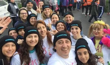 Vodafone İstanbul Maratonu’nda  görme engelliler için koştular