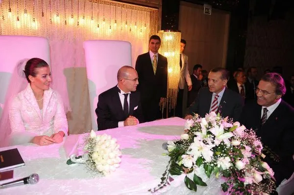 Maliye Bakanı Şimşek evlendi