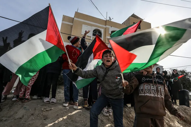 471 gündür katliamlara, açlığa ve ölüme direndiler! Gazze’de güneş yeniden doğdu: Soykırımcı İsrail ordusu çekiliyor