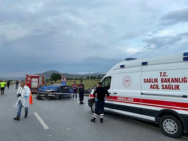 Burdur’da feci kaza! Ortalık savaş alanına döndü: 5 ölü, 5 yaralı