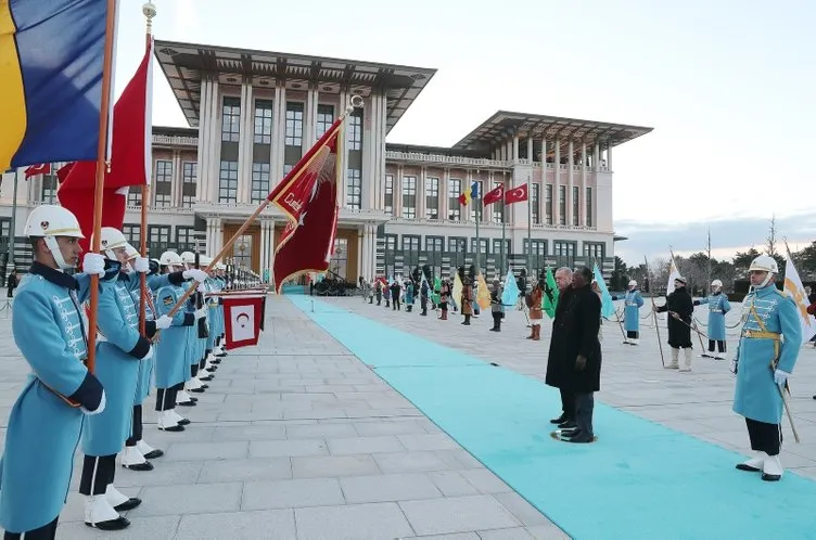 Çad Cumhurbaşkanı Deby Cumhurbaşkanlığı Külliyesinde