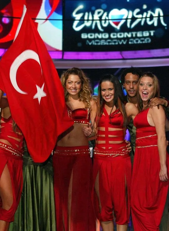 Finalde Hadise çıkacak