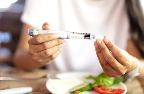insulin-direnciyle-mucadelenin-sirri-baharat-rafinizda-kan-sekerini-bir-saatte-60-dusuren-o-mucize-1672298402092.jpg