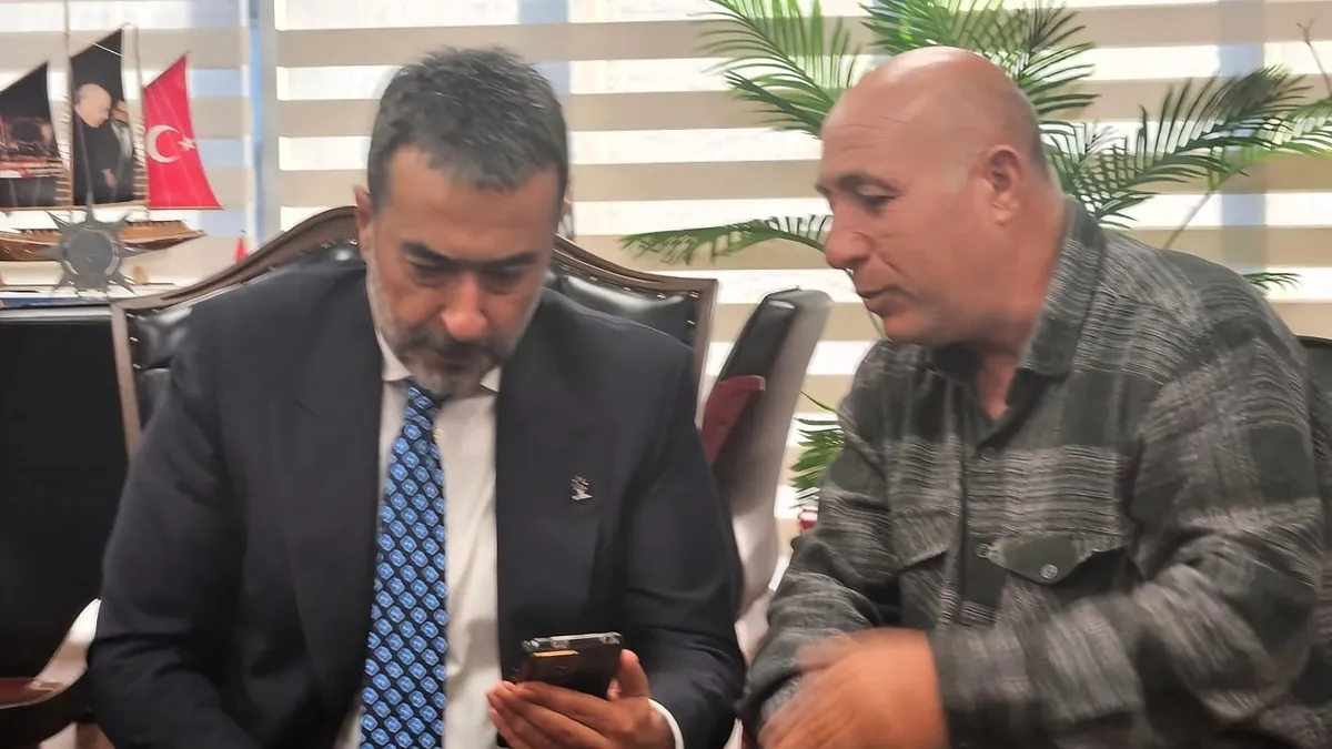 CHP’li Mansur Yavaş sel mağduruna kapıyı kapattı, AK Parti sahip çıktı! CHP’li Mansur Yavaş sel mağduruna kapıyı kapattı, AK Parti sahip çıktı!