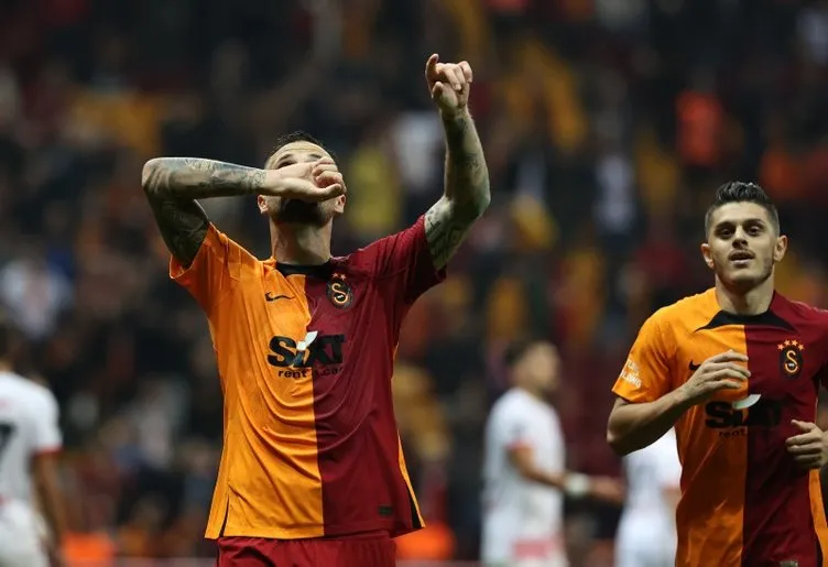 Son dakika haberi: Galatasaray’a Premier Lig’den yıldız golcü! O isim gösterilen ilgiye cevap verdi...