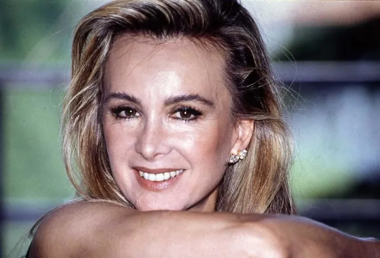 Hülya Koçyiğit’ten arkadaşı Filiz Akın’a yürek dağlayan veda: Kan damlıyor sanki kalbimden…