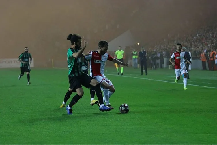 TFF 2. Lig Play-Off Yarı Finalleri belli oldu! Sakaryaspor...