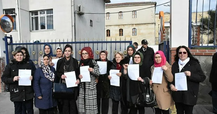 Sinoplu kadınlar gönüllü askerlik başvurusunda bulundu