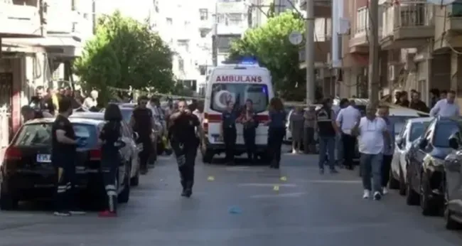 son-dakika-izmirdeki-karakol-saldirsinda-flas-gelisme-3-polisi-sehit-etmisti-eren-bigulun-sok-ifadesi-ortaya-c-1775736741534.png (716×381)