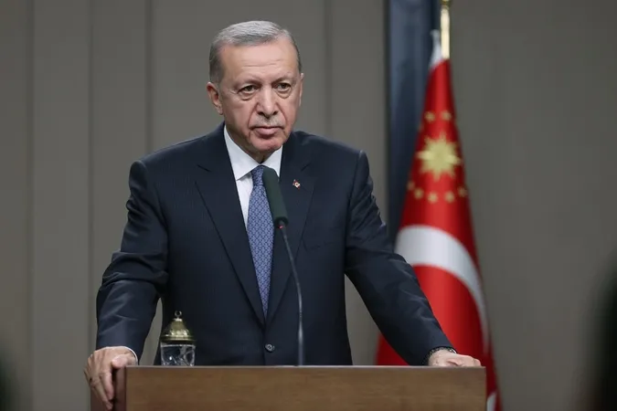eyt-son-dakika-baskan-erdogandan-yeni-eyt-ve-asgari-ucret-2023-aciklamasi-1671097621998.jpg