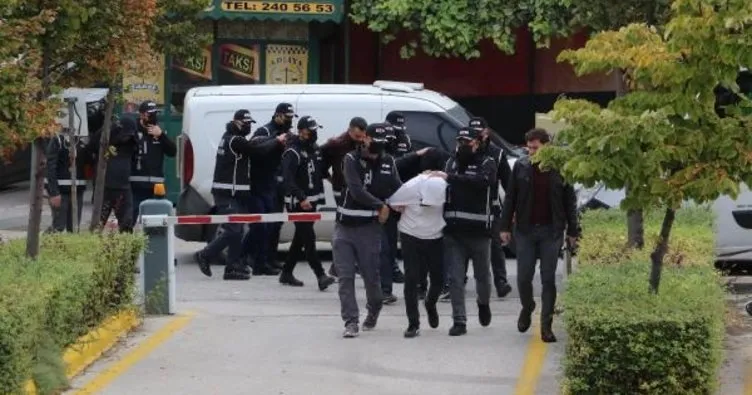 Eskişehir’de zehir tacirlerine operasyon: 5 gözaltı