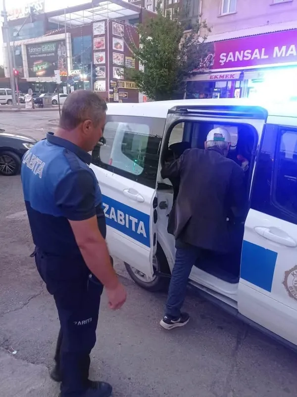 vicdan-tuccarlarina-zabita-darbesi-dilenci-operasyonunda-paralara-el-konuldu-1784053158772.jpg