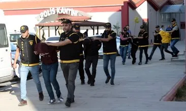 Jiletli işkenceciler yakalandı! Darp edip soydular sonra yüzünü jiletle kestiler #adana Jiletli işkenceciler yakalandı! Darp edip soydular sonra yüzünü jiletle kestiler #adana